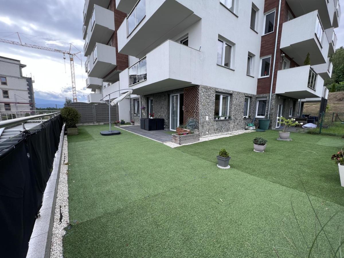 Apartament Z Tarasem Na Osiedlu Rakownica Еленя-Гура Экстерьер фото